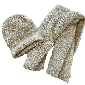 Aerie Matching Hat and Scarf Set Cream Gold Metallic OS